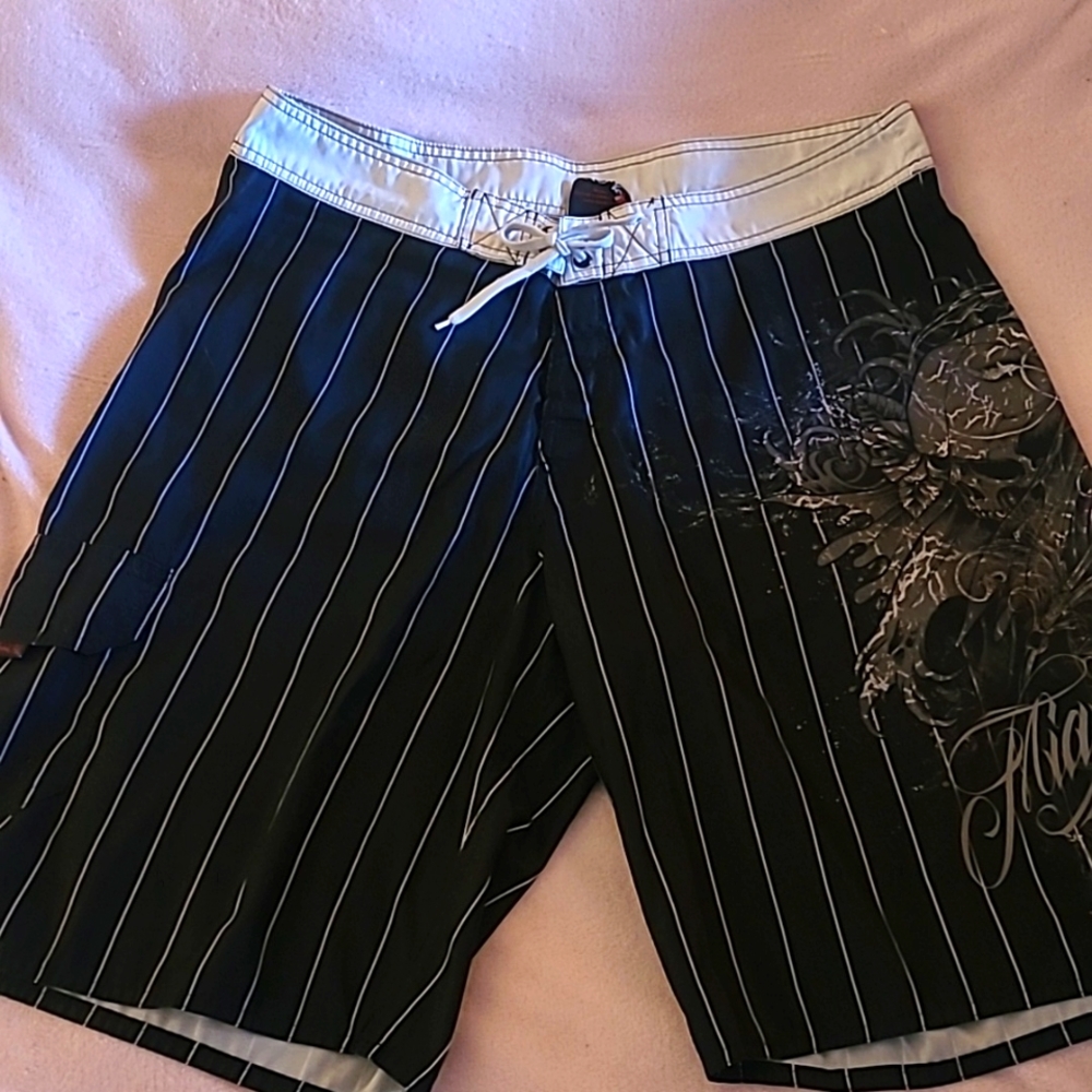 Miami Ink men's boardshorts size 38